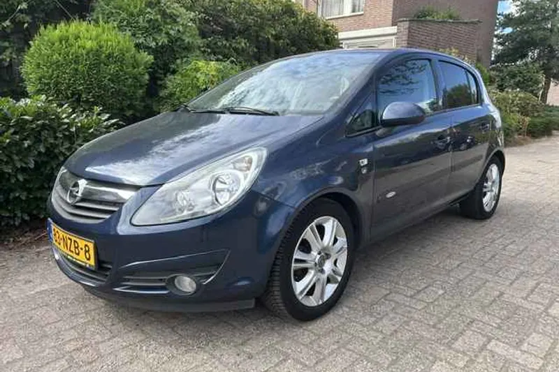 Opel Corsa (2010)
