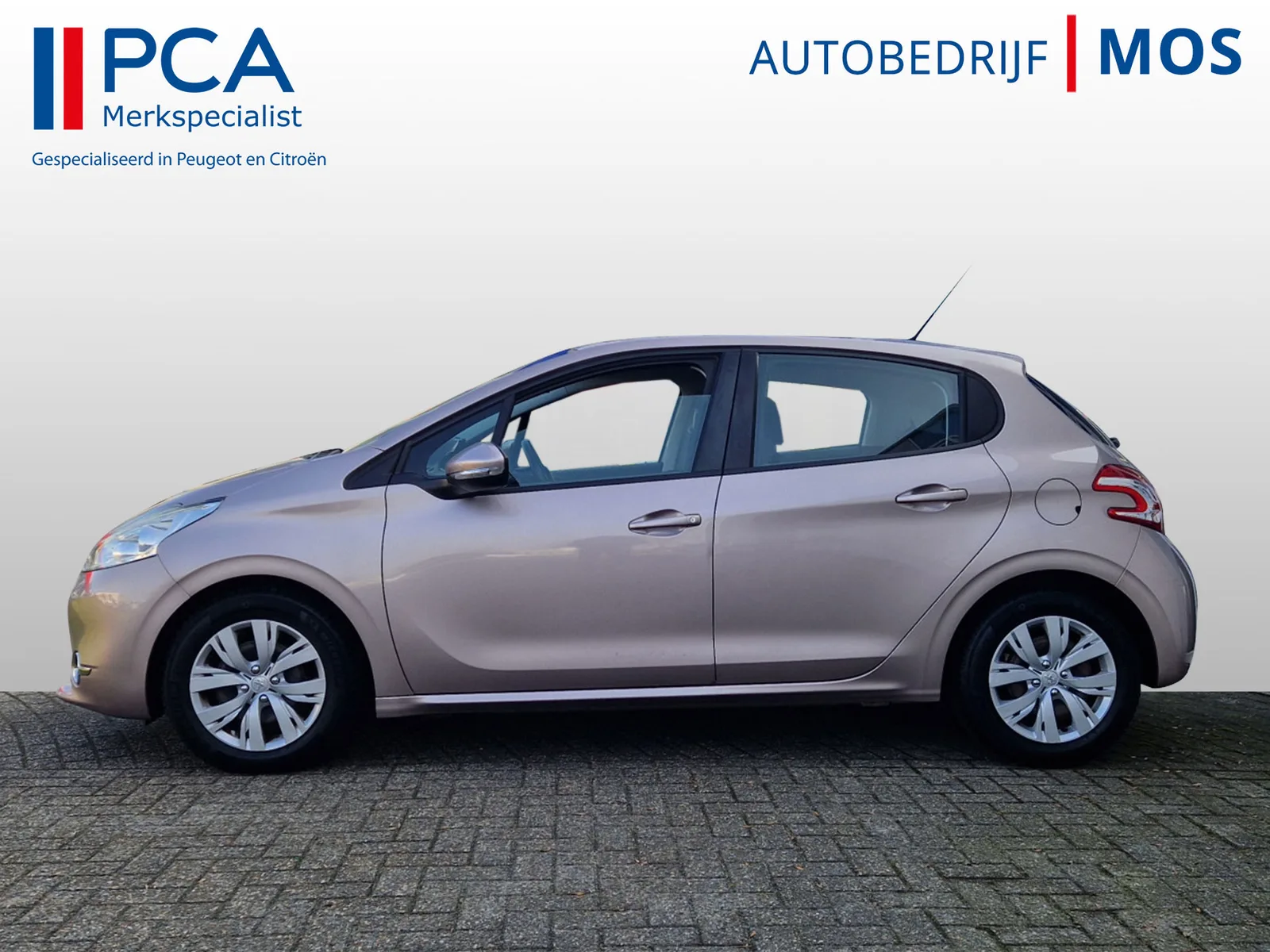 Peugeot 208 (2012) — foto 1