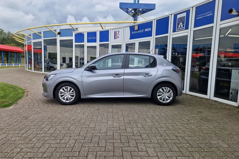 Peugeot 208 (2022)