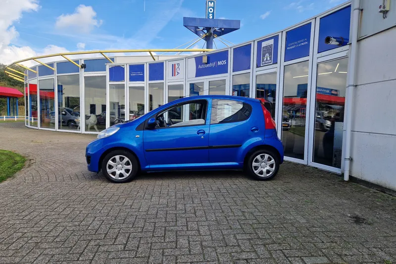 Peugeot 107 (2009)