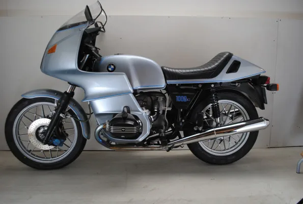 BMW R 100RS (1977) — foto 1