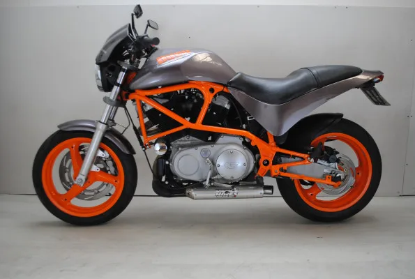 Buell M2 Cyclone (2001) — foto 1