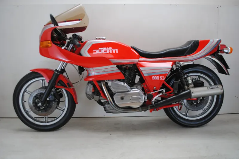 Ducati 900SD (1982)