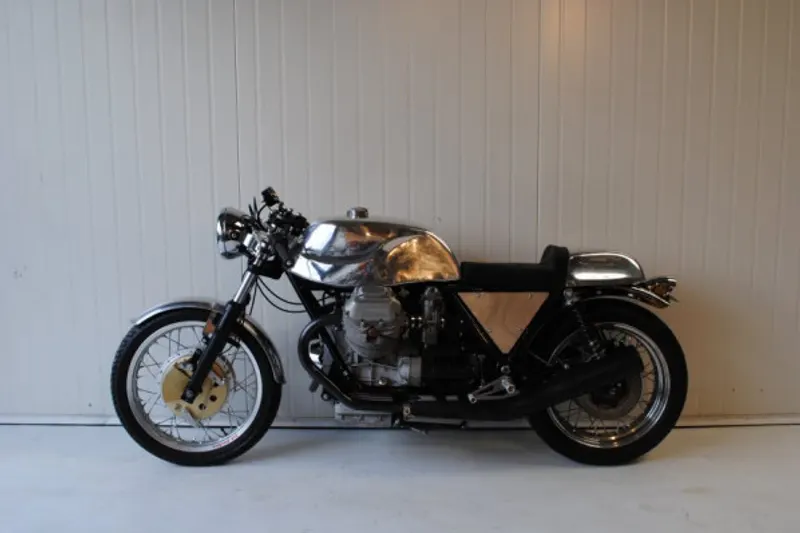 Moto Guzzi 850 Café Racer (2012)