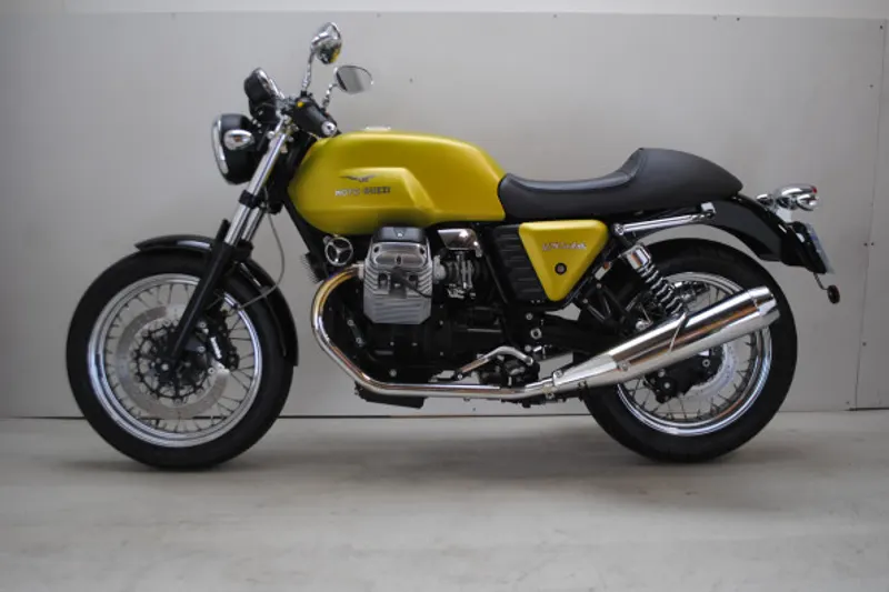 Moto Guzzi V7 (2010)
