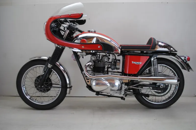 Triumph 3TA (1966)