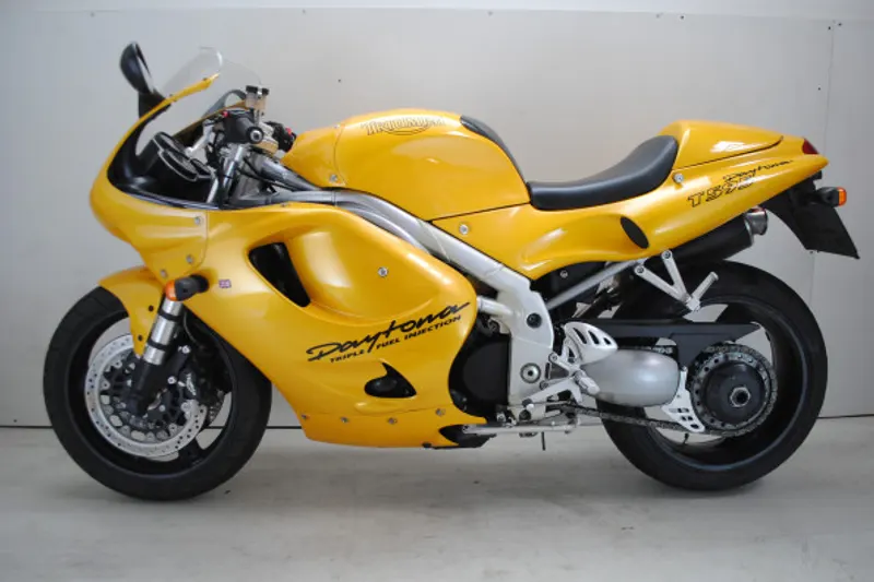 Triumph Daytona T 595 (1997)