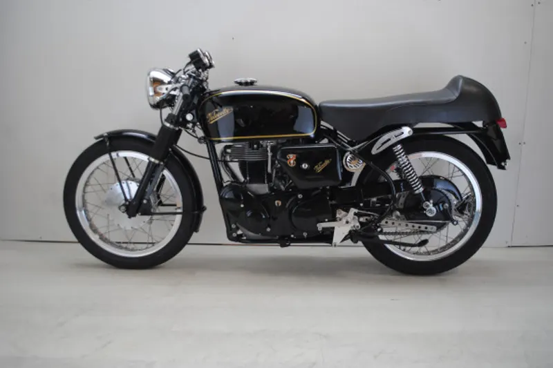 Velocette Venom Thruxton (1963)
