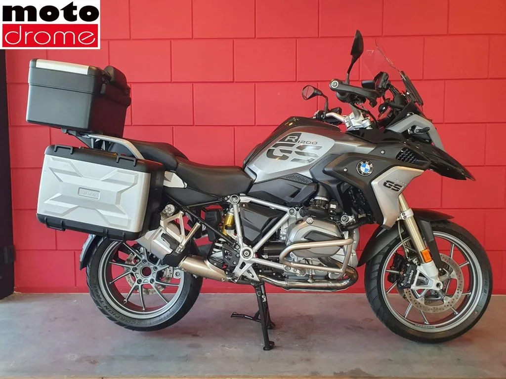 BMW R (2017) — foto 1