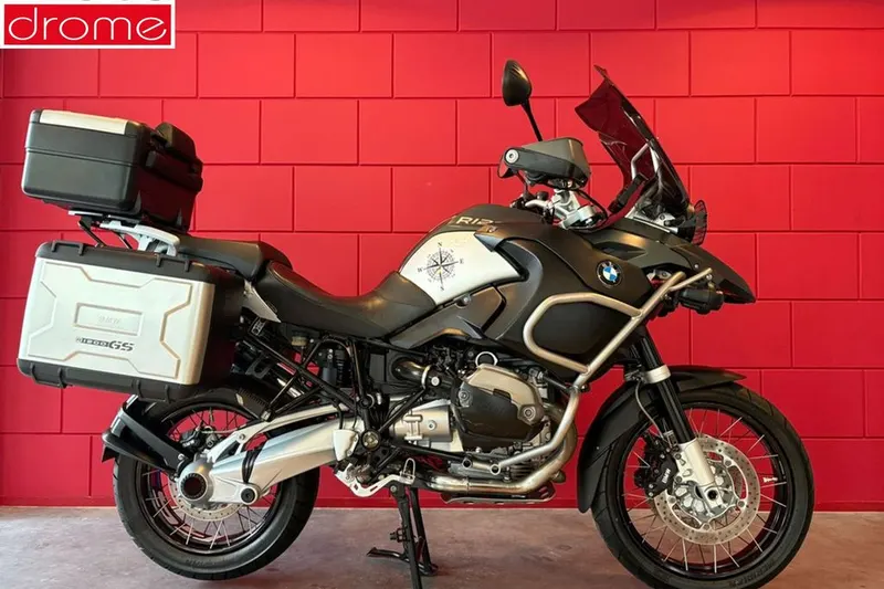 BMW R (2011)