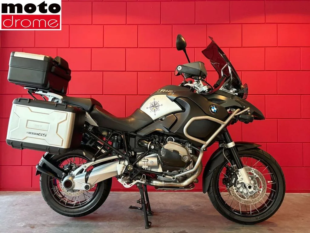 BMW R (2011) — foto 1