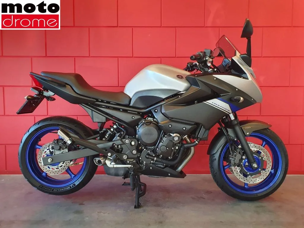 Yamaha XJ6 Diversion (2015) — foto 1