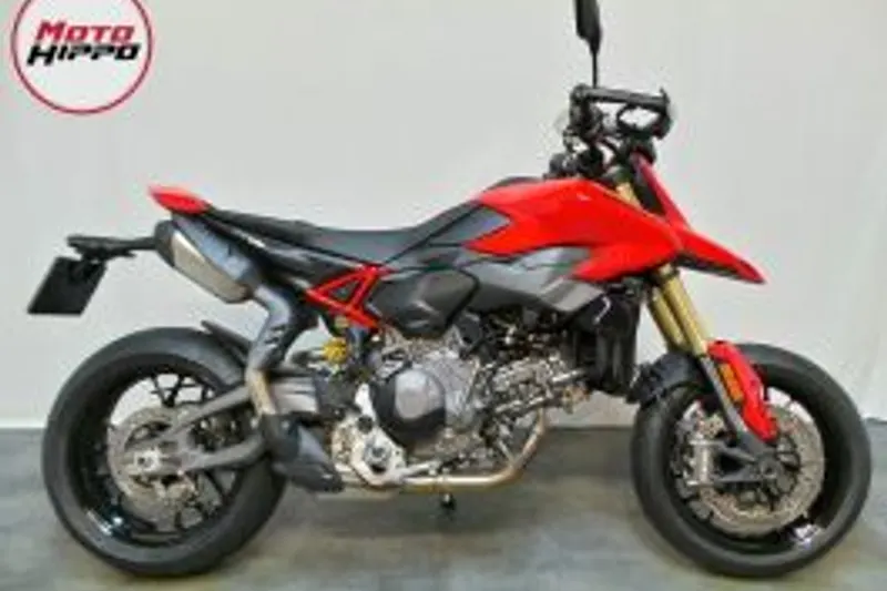 Ducati HYPERMOTARD V2 (2026)
