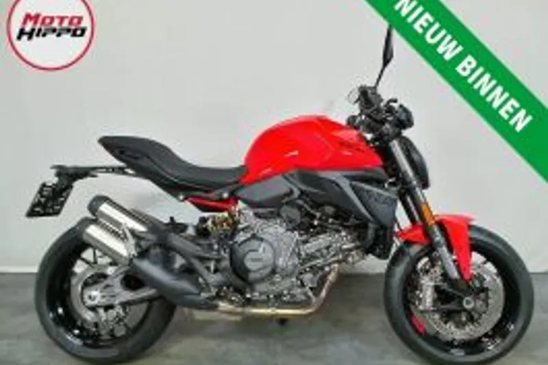 Ducati Monster V2 (2026)
