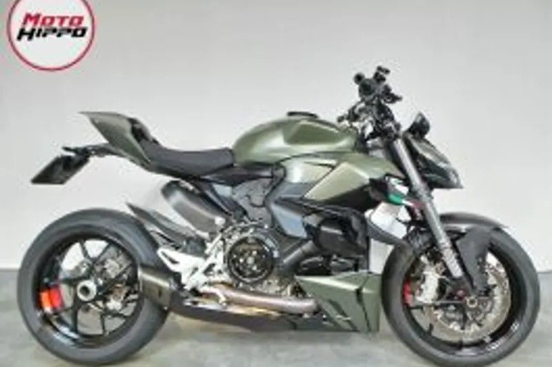 Ducati Streetfighter V2 (2023)