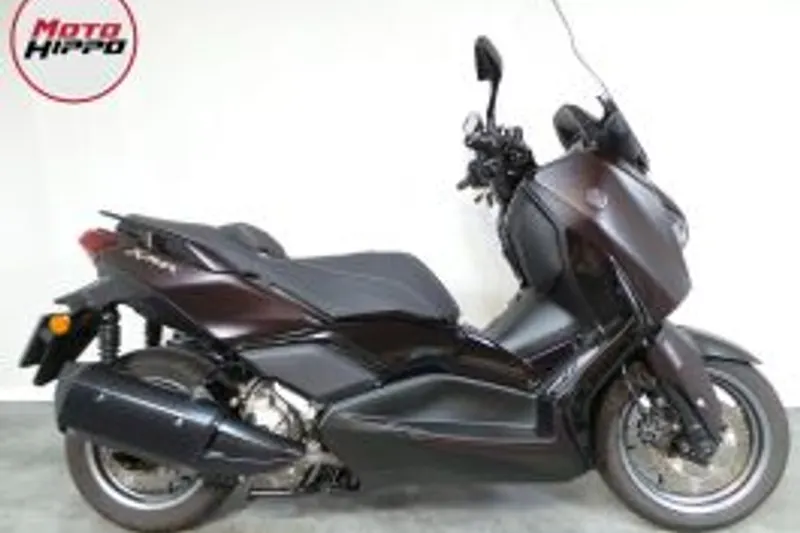 Yamaha Xmax 300 Tech MAX (2024)