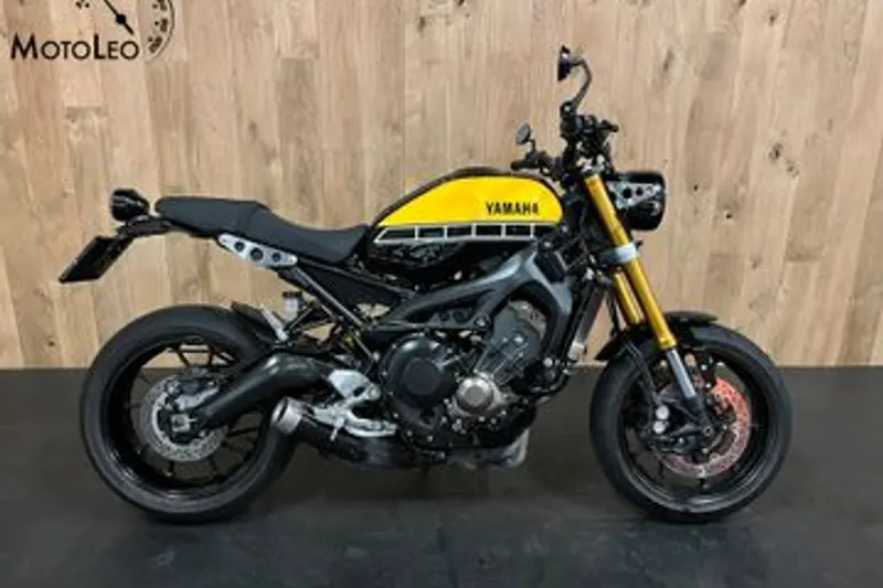 Yamaha XSR 900 (2015)