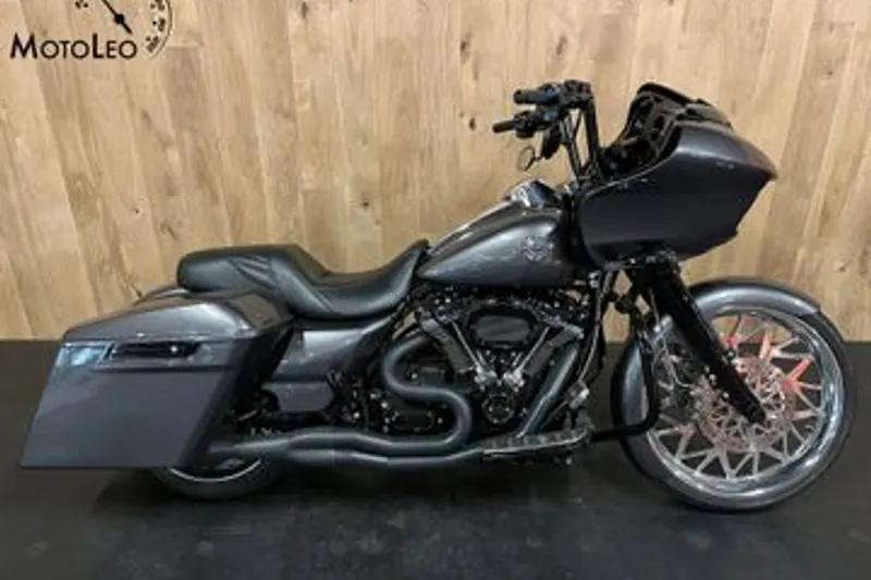 Harley-Davidson Road Glide (2020)
