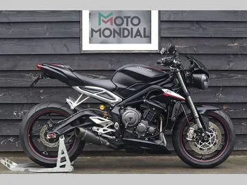 TRIUMPH STREET (2018) — foto 1