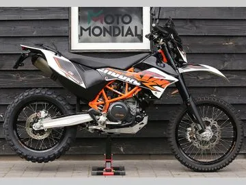 KTM 690 (2015) — foto 1