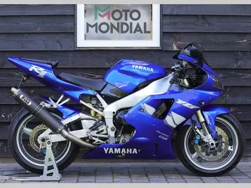 YAMAHA YZF (1999) — foto 1