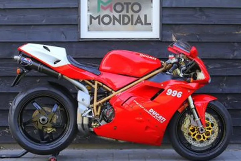 Ducati 996 (1999)