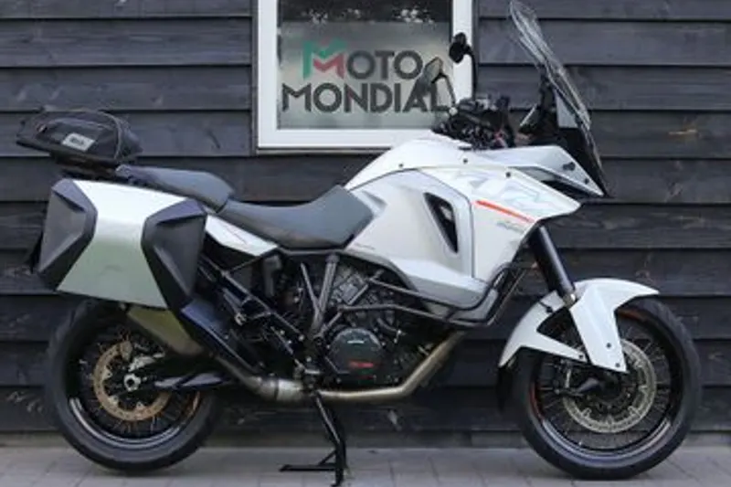 KTM 1290 Super Adventure T (2017)