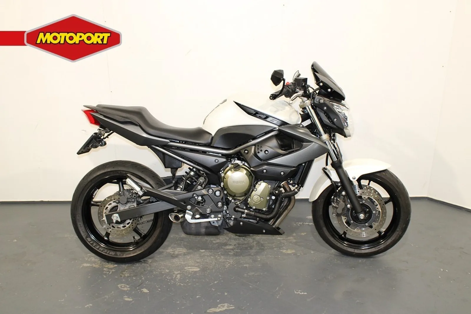 Yamaha XJ6 (2009) — foto 1
