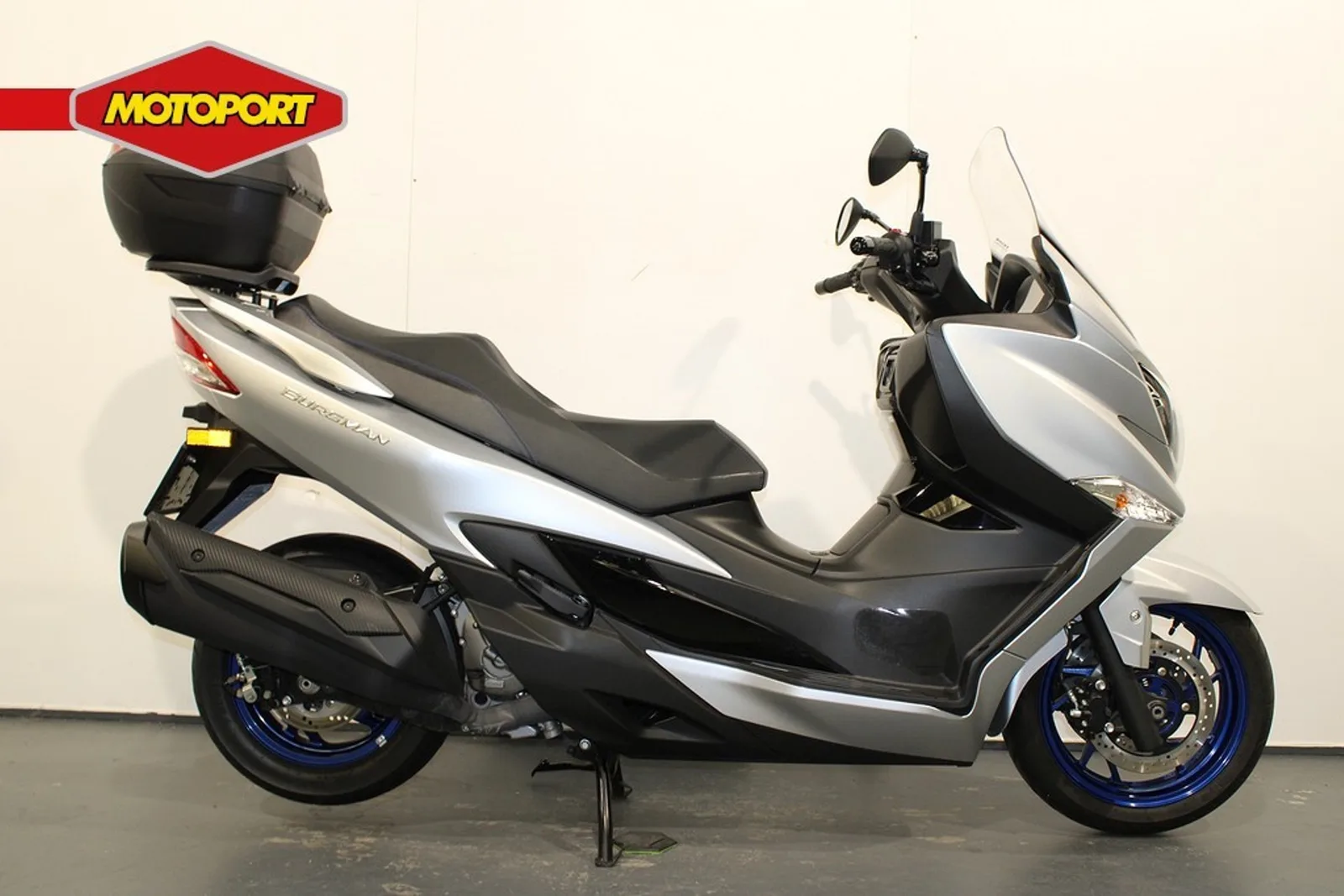 Suzuki AN400 (2022) — foto 1