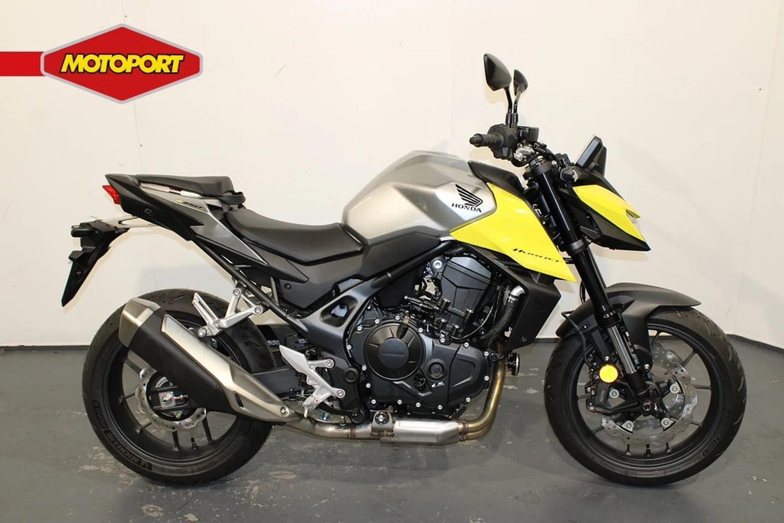 Honda CB 750 Hornet (2026) — foto 1
