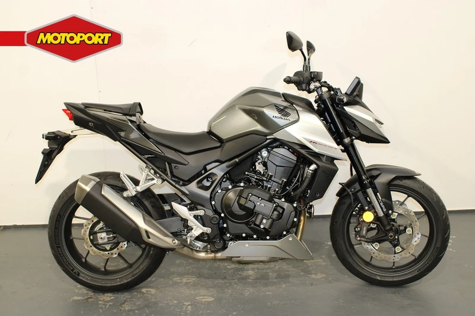 Honda CB 750 Hornet (2026) — foto 1