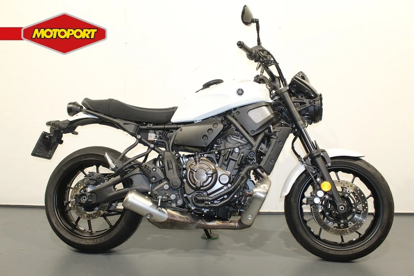 Yamaha XSR700 (2022) — foto 1