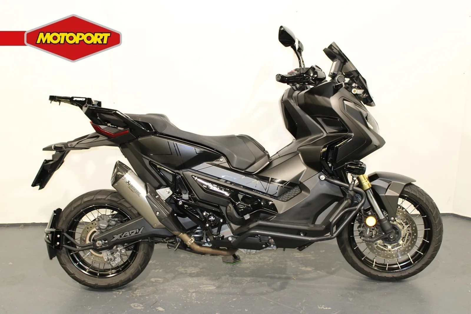 Honda X-ADV 750 (2018) — foto 1