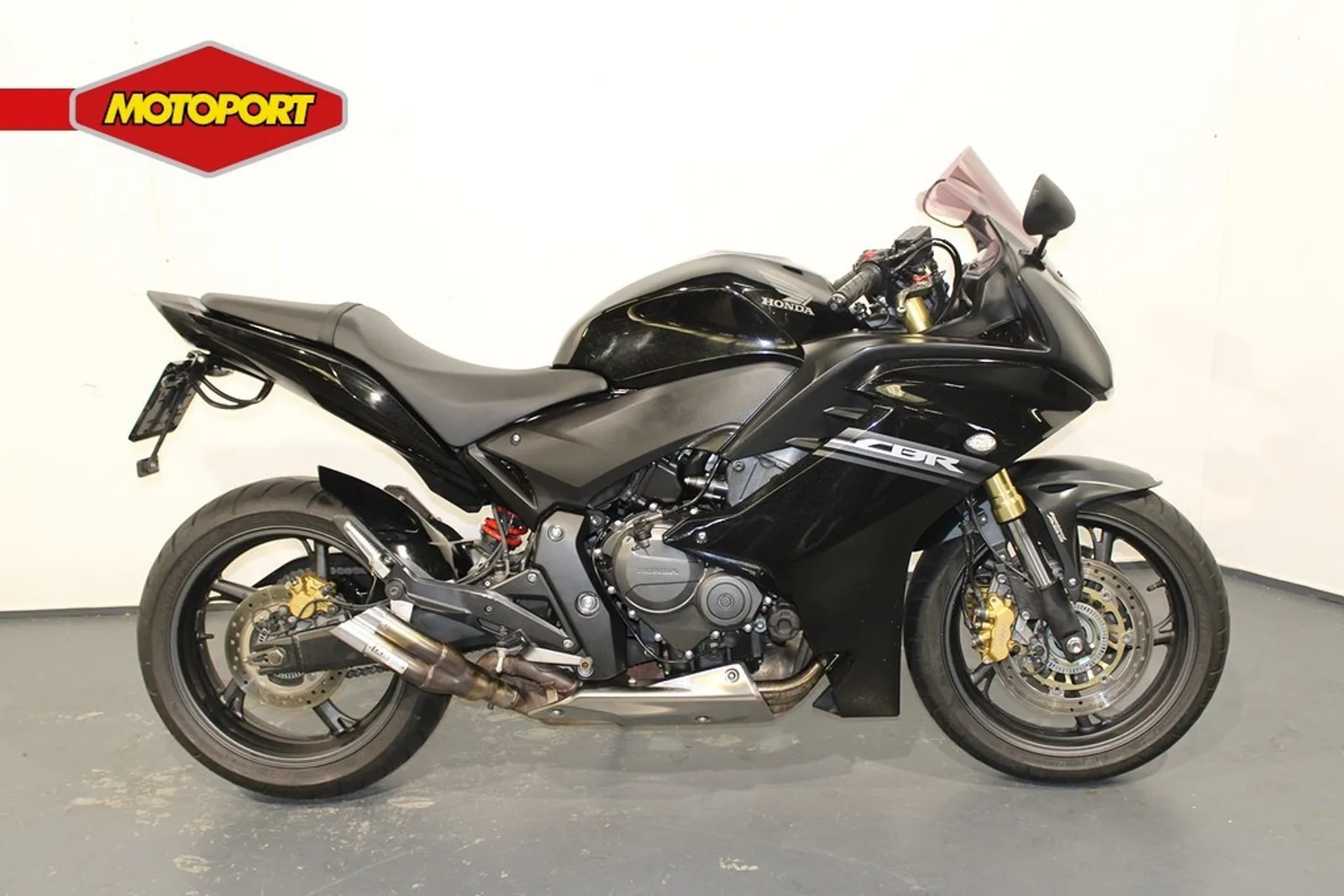 Honda CBR600F (2012) — foto 1