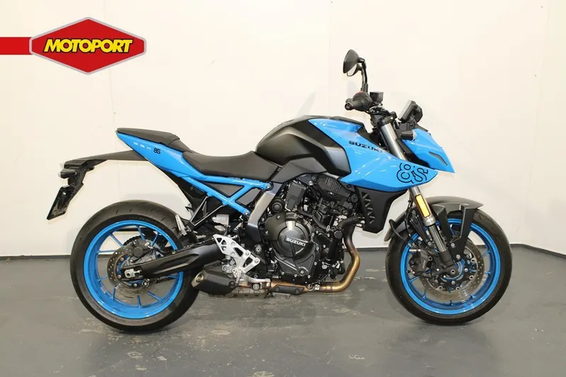 Suzuki GSX-8S (2023)