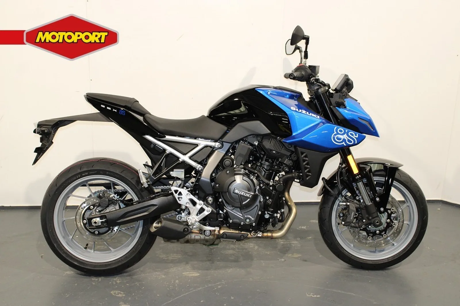 Suzuki GSX-8S (2026) — foto 1