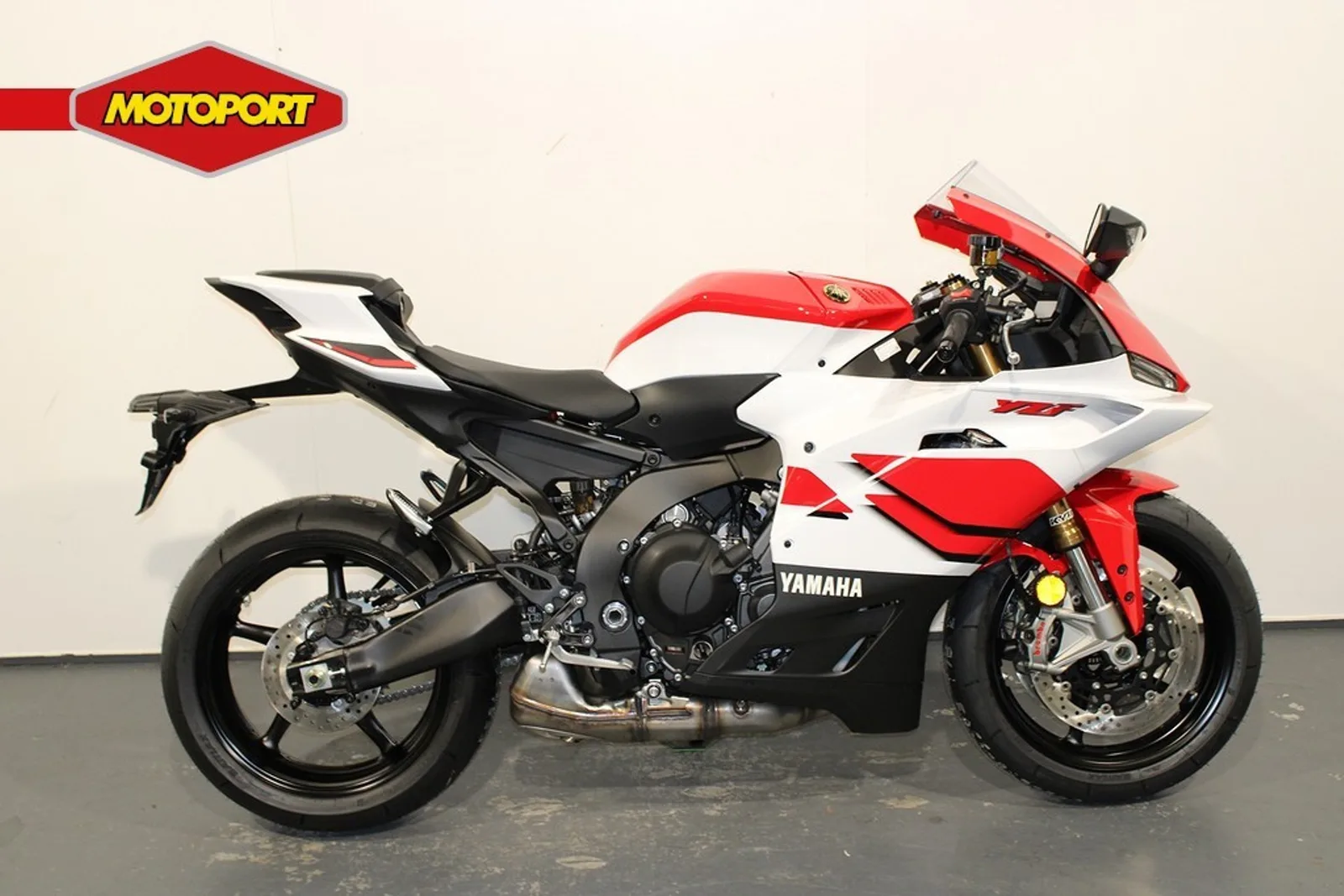 Yamaha YZF-R9 (2026) — foto 1