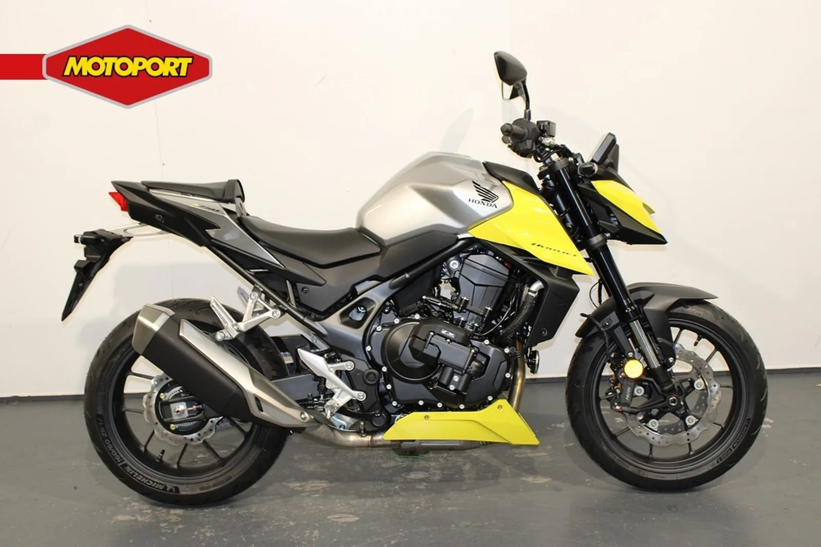 Honda CB 750 Hornet (2026) — foto 1