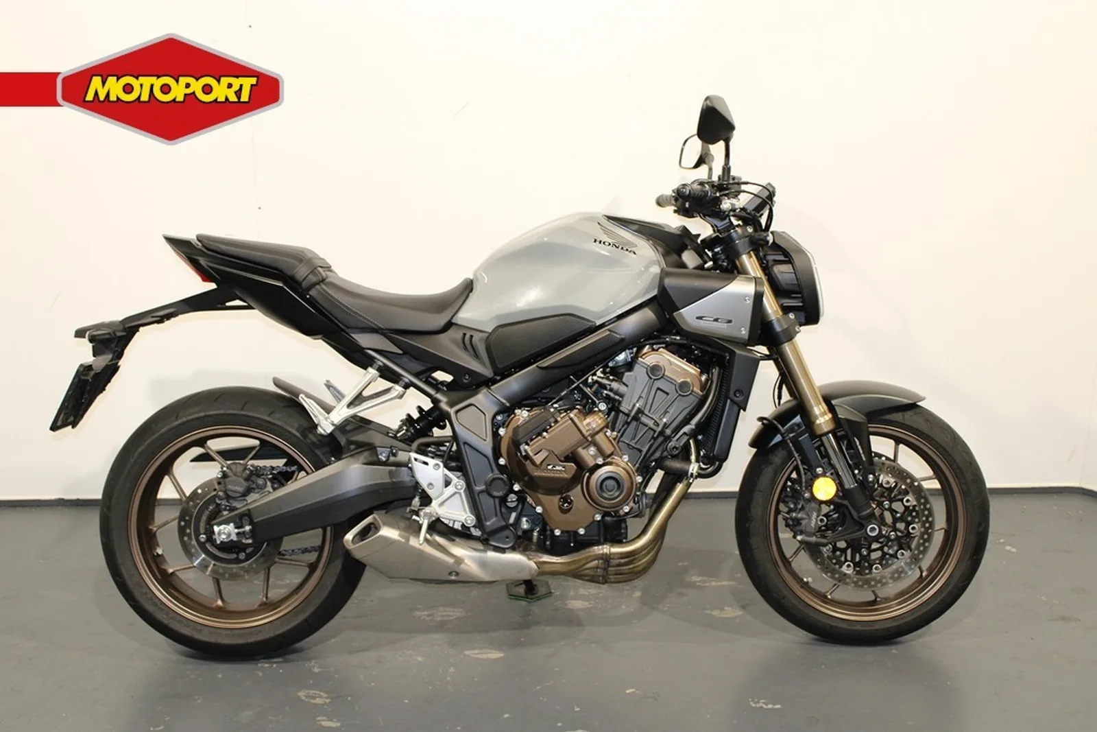 Honda CB 650 RC (2025) — foto 1
