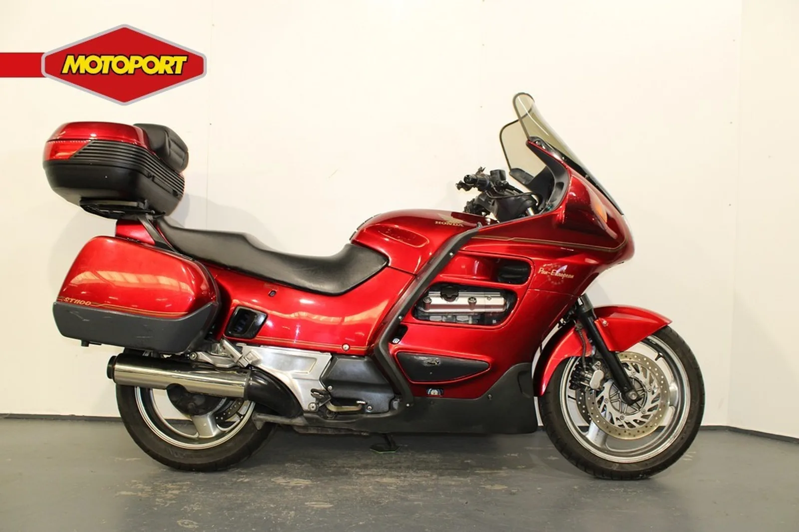 Honda ST 1100 PAN European (1993) — foto 1