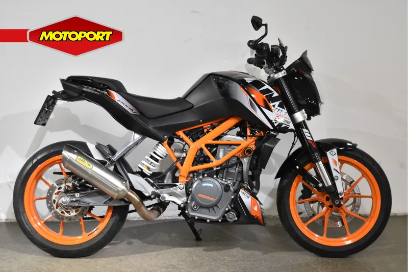 KTM 390 Duke (2016)