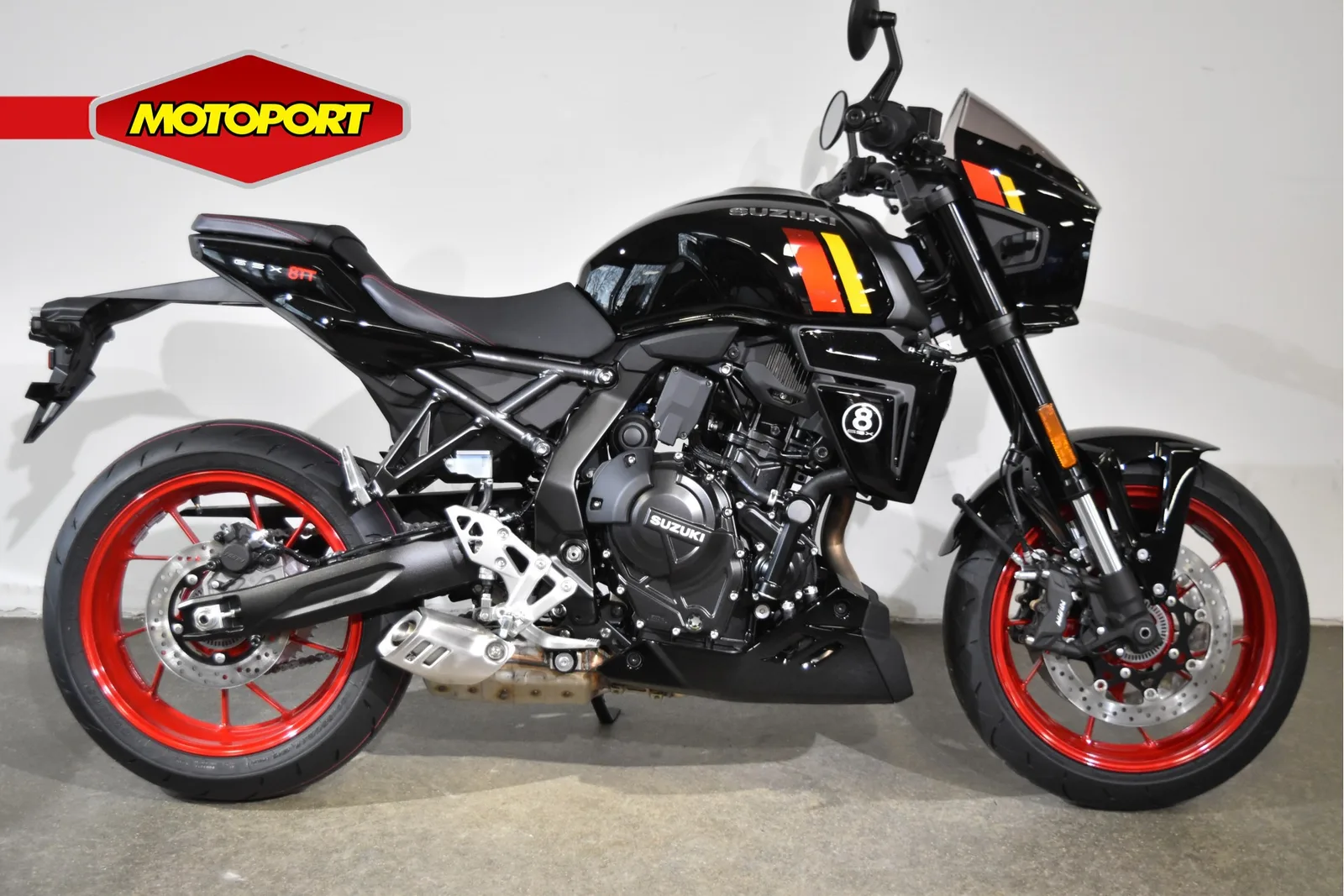 Suzuki GSX-8TT (2026) — foto 1