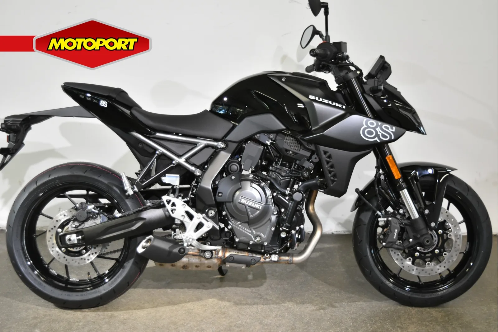 Suzuki GSX-8S (2026) — foto 1