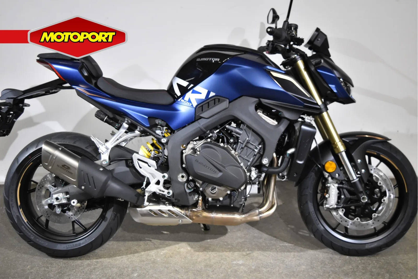 QJ Motor SRK 800 (2026) — foto 1