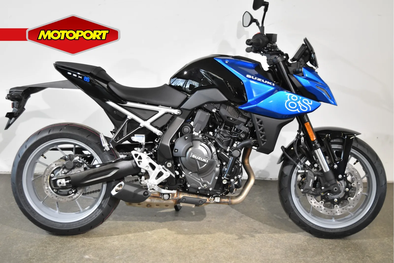 Suzuki GSX-8S (2026) — foto 1