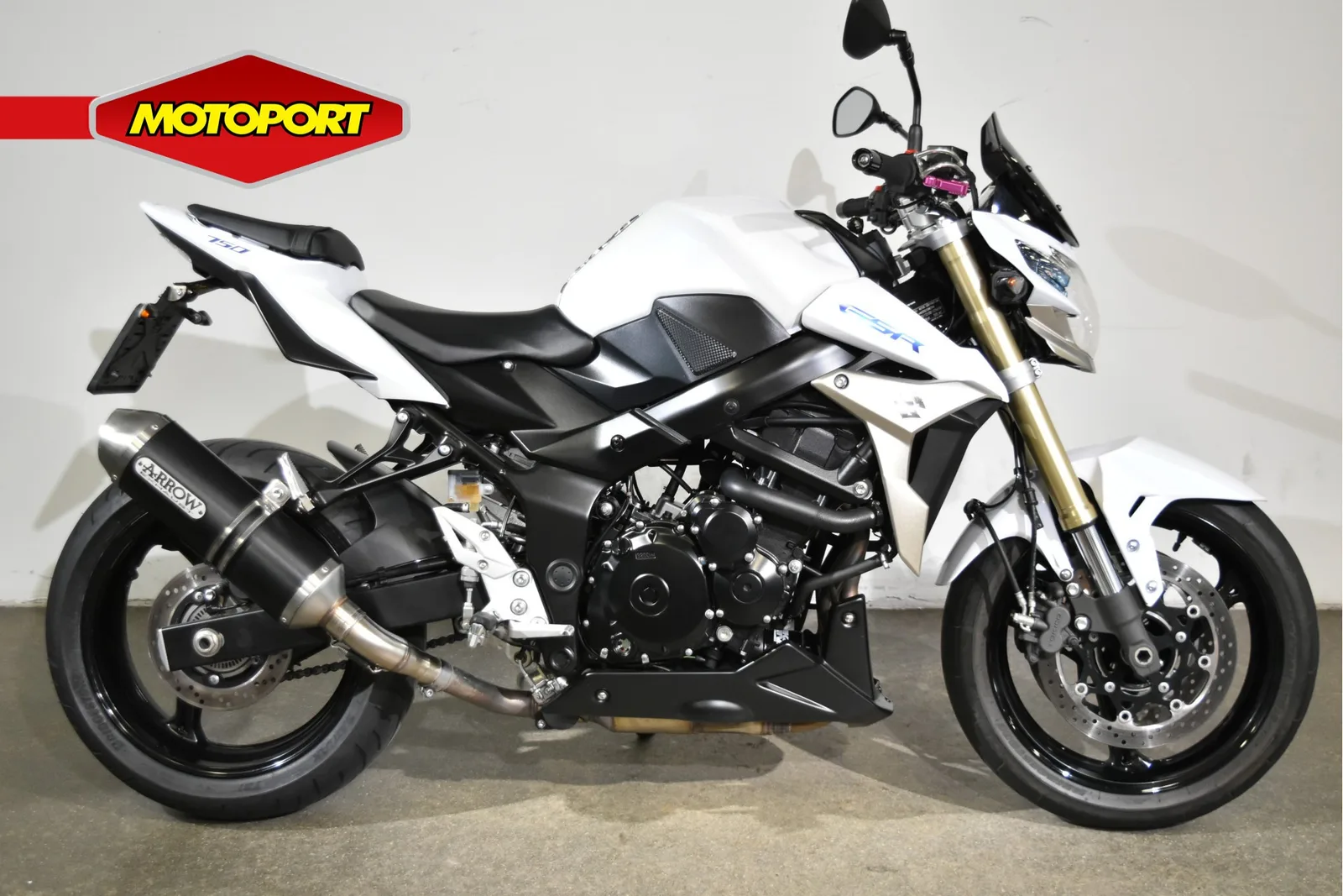 Suzuki GSR750 (2016) — foto 1