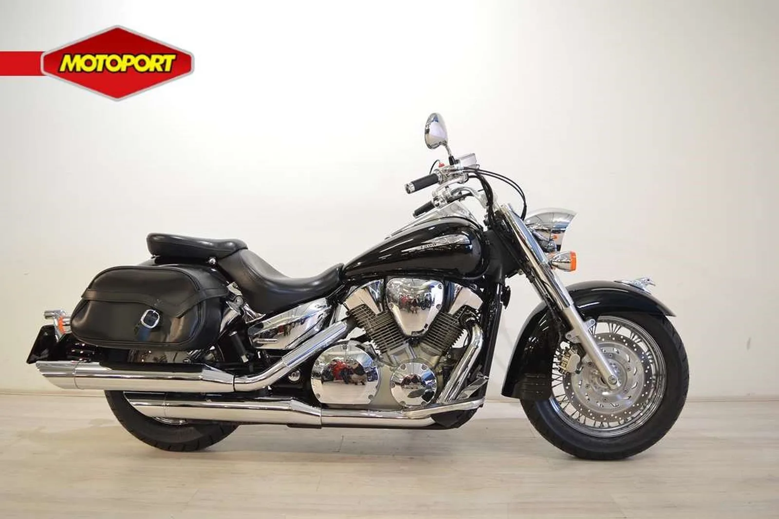 Honda VTX 1300 (2004) — foto 1