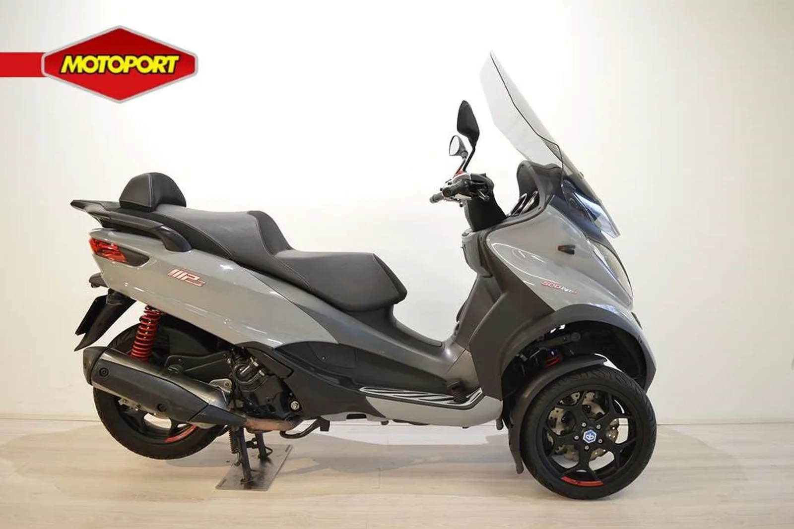 Piaggio MP3 500 (2018) — foto 1