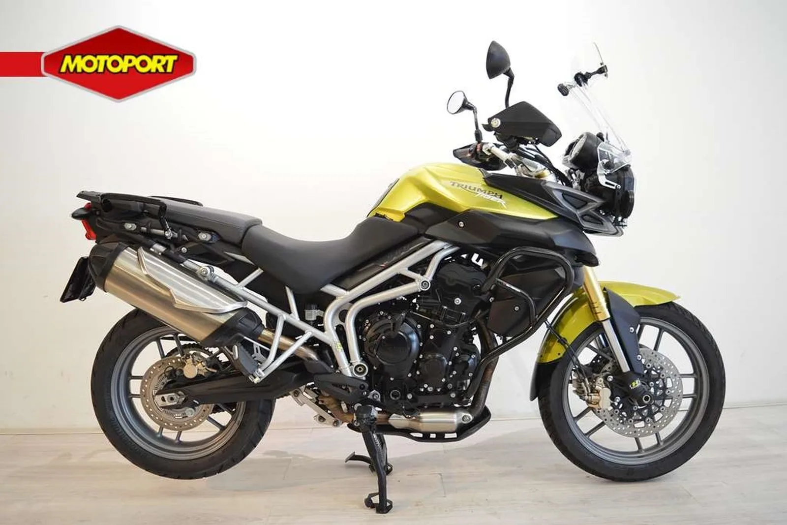 Triumph Tiger 800 (2011) — foto 1