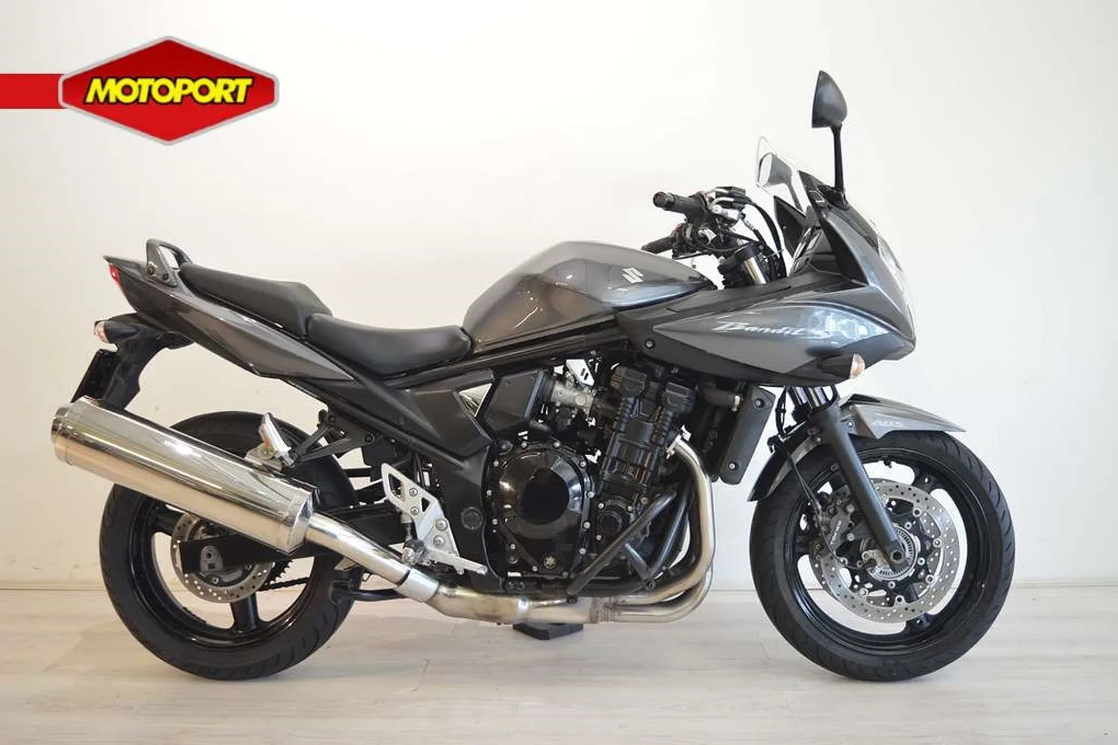 Suzuki GSF 650S Bandit (2011) — foto 1